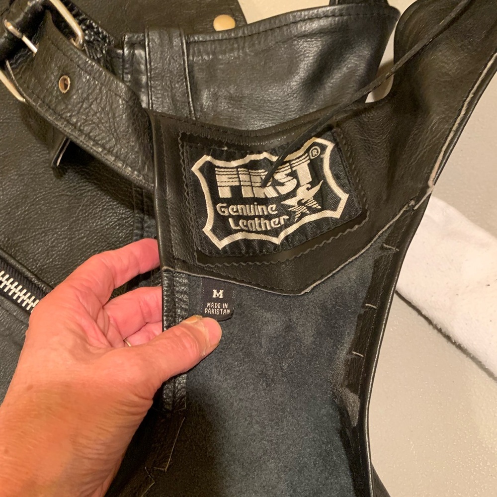 Leather chaps - Picture 2 of 2